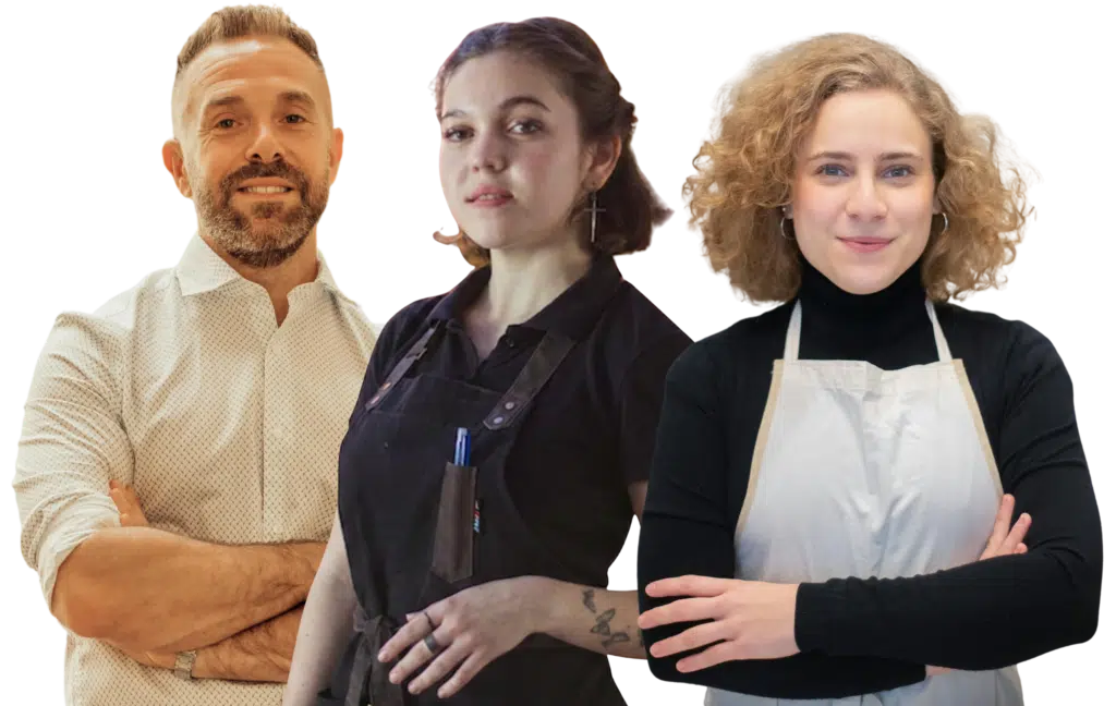Photo de l'équipe du restaurant ARIA à Noyen-sur-Sarthe : Gabriel, chef cuisinier, Naïa et Soline, une équipe passionnée au service d'une expérience gastronomique unique.